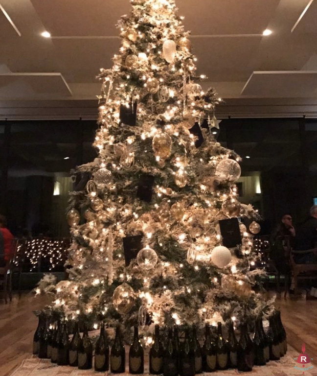 L'albero di Natale e  Dom Perignon della serata